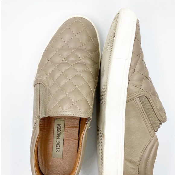 Steve Madden Ecentrcq Low Top Slip On Sneakers - Picture 4 of 8